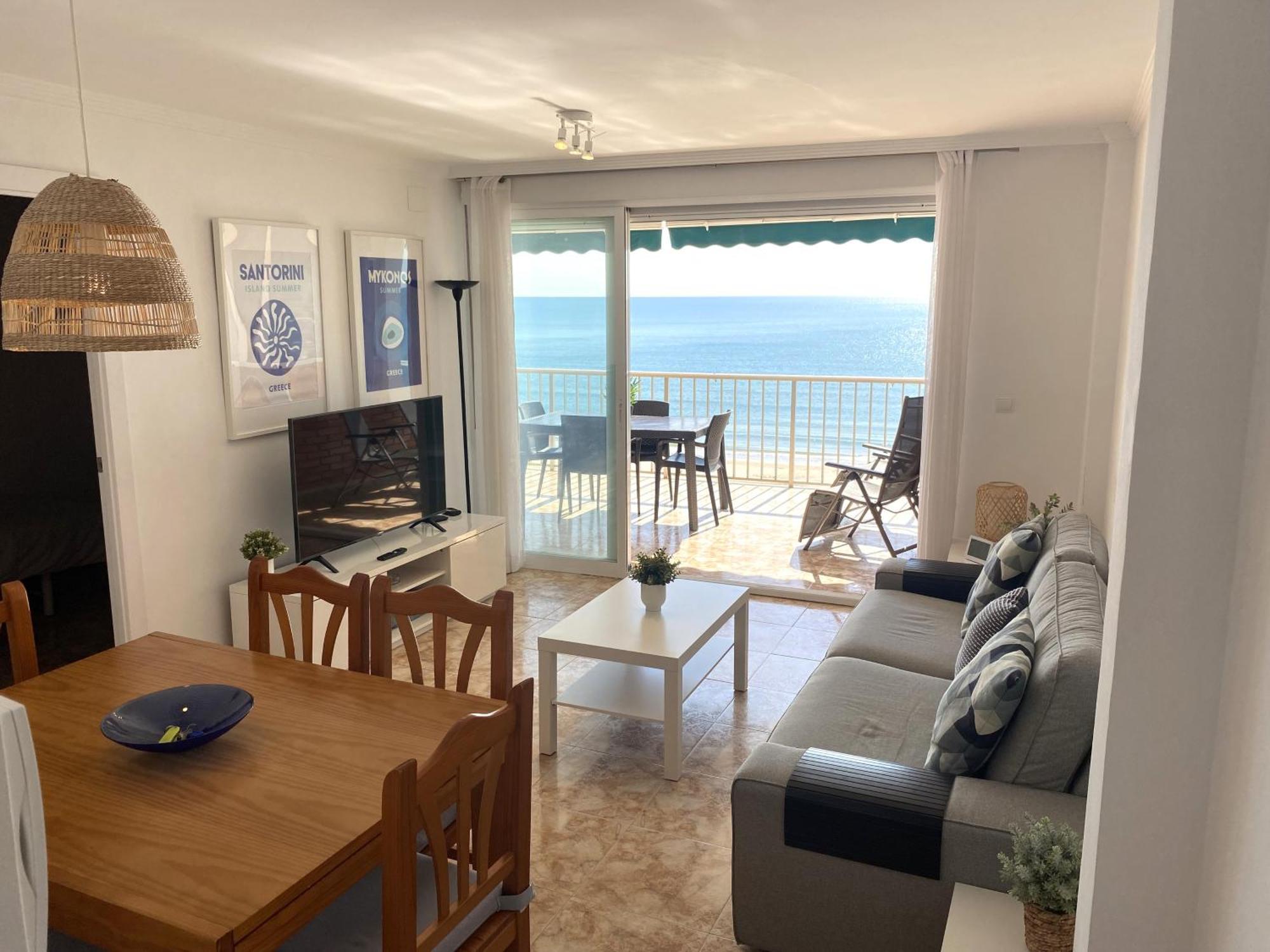 Beachfront And Renovated Apartment Cullera Kültér fotó